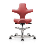 Офісне крісло HÅG Capisco 8126 від 9to5 Seating рожевого кольору