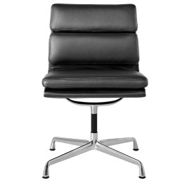 Eames - м'яке гостьове крісло з подушками, полірована алюмінієва основа, чорна шкіряна оббивка, 2109