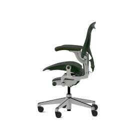 Herman Miller Aeron - Офісне крісло, розмір B, зелене сидіння та спинка, основа з полірованого алюмінію з поліамідними колесами | Корпоративне використання